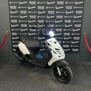 Piaggio Zip 50 - Moped - 2017 - 4T 2V - Weiß
