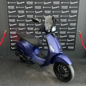Vespa Sprint 50 - Moped - 2022 - Euro5 - San Marino Blau Matt
